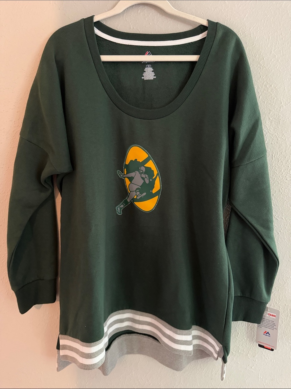Majestic Green Bay Packer Women's Scoop Neck Pullover Sweatshirt with Stripe Hem
